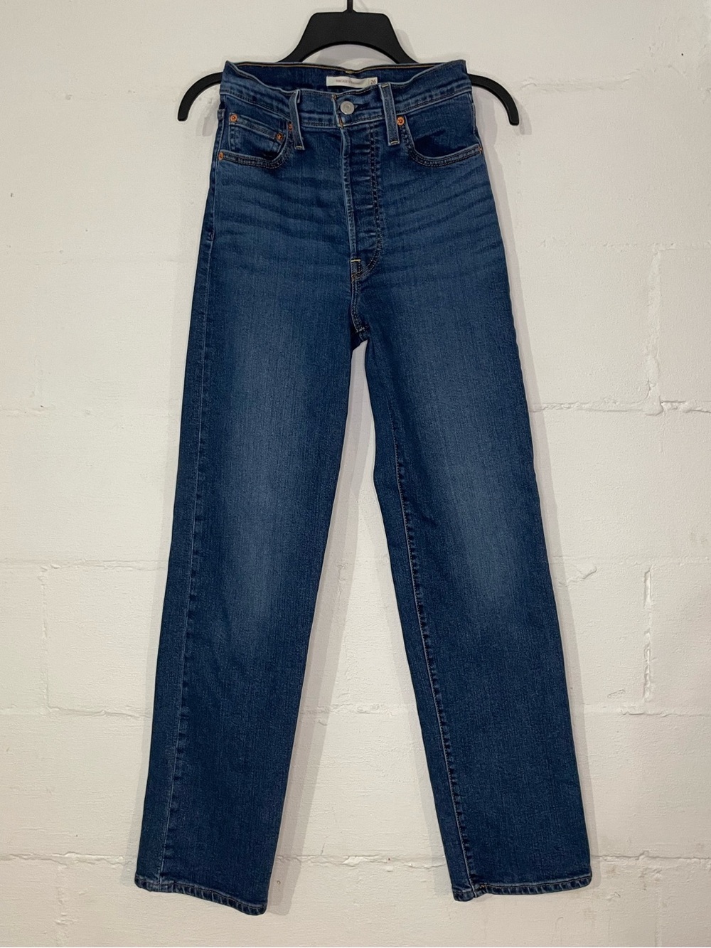Levi's Women's Indigo Ribcage Straight Leg Jeans